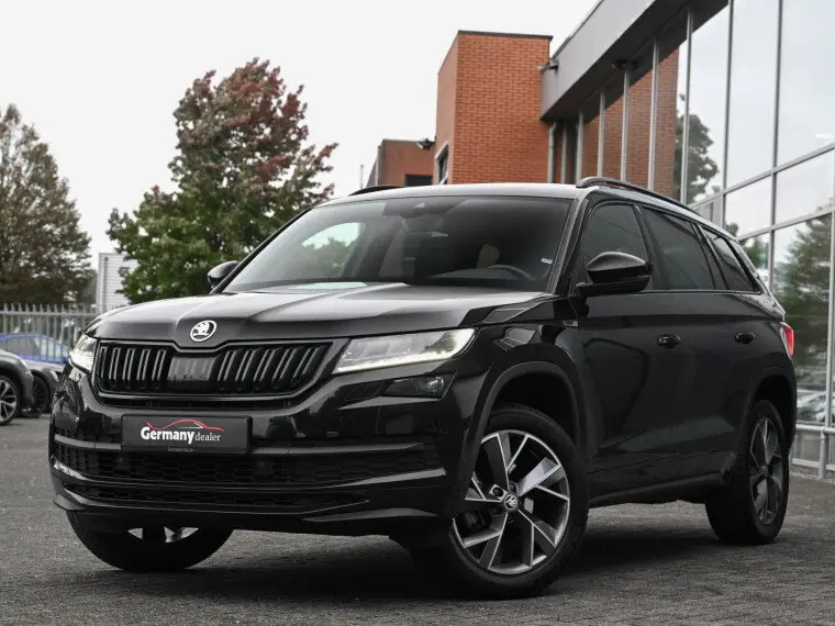 Zwarte Škoda Kodiaq Sportline Business
